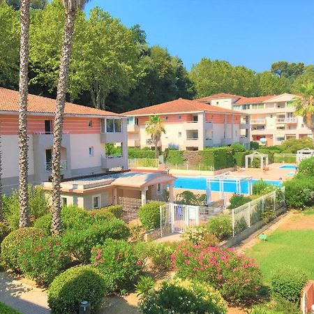Loft Ravissant Avec Piscine Apartment กาญเนอ-ซูร์-แมร์ ภายนอก รูปภาพ