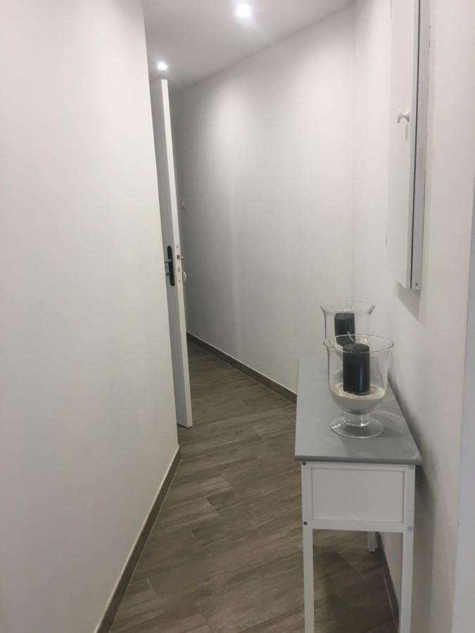 Loft Ravissant Avec Piscine Apartment กาญเนอ-ซูร์-แมร์ ภายนอก รูปภาพ