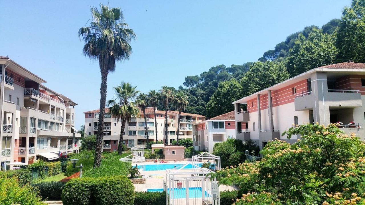 Loft Ravissant Avec Piscine Apartment กาญเนอ-ซูร์-แมร์ ภายนอก รูปภาพ